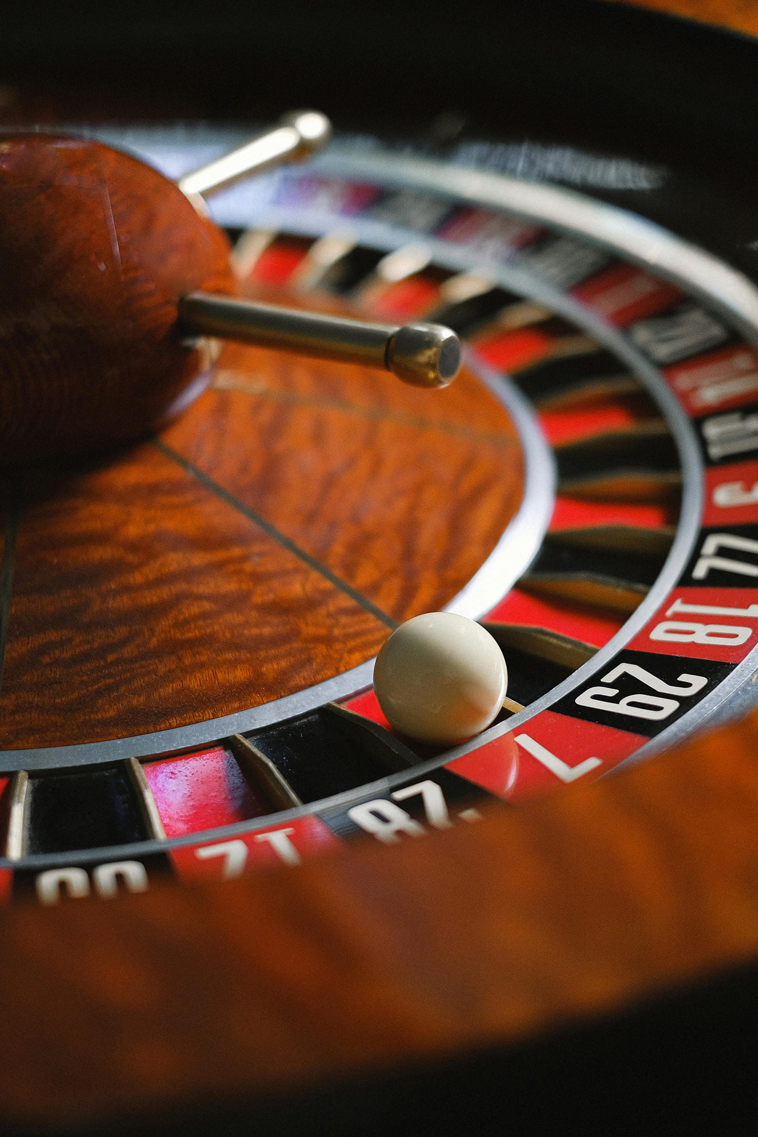 CASINO RULES OF ETIQUETTE EVERYONE NEEDS TO KNOW